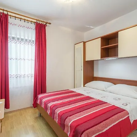 Puskaric Apartment *