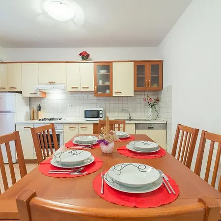 Apartment Puskaric Vir